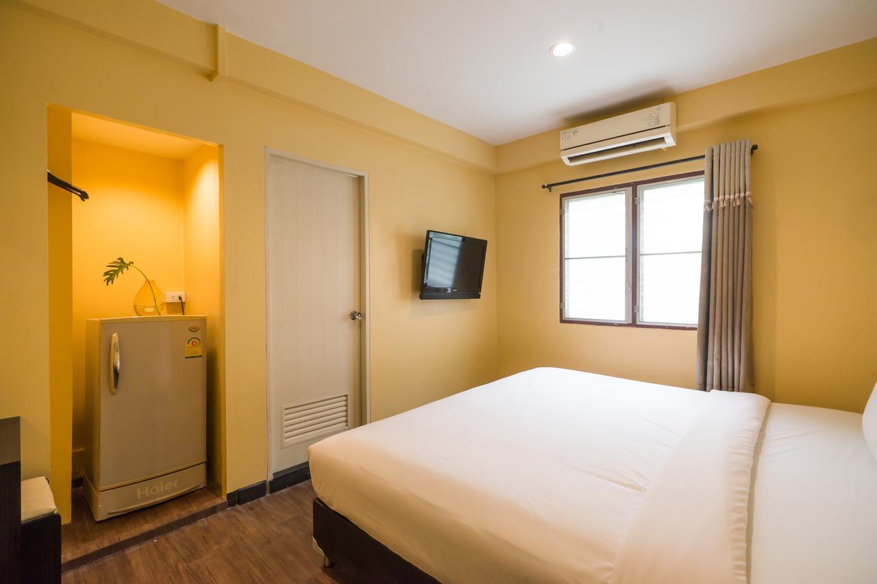 Hotel The Corner Ratchada Bangkok Exterior foto
