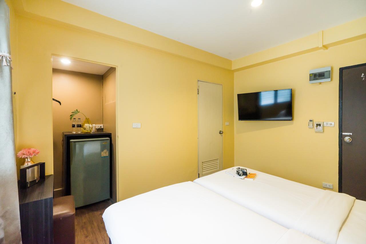 Hotel The Corner Ratchada Bangkok Exterior foto