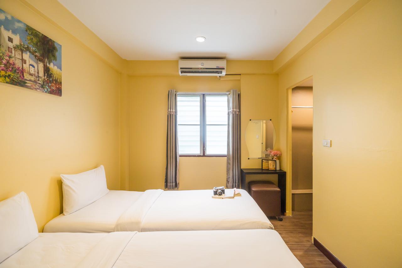 Hotel The Corner Ratchada Bangkok Exterior foto